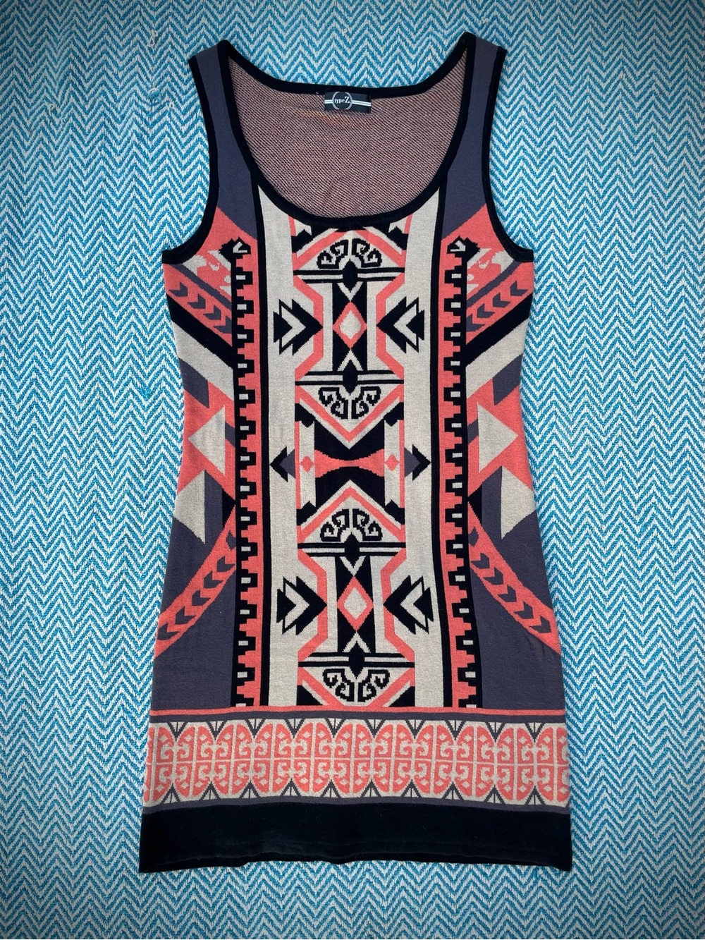 Sleeveless Aztec Geometric Tribal Print Knit Dress - Coral Black Beige & Gray L